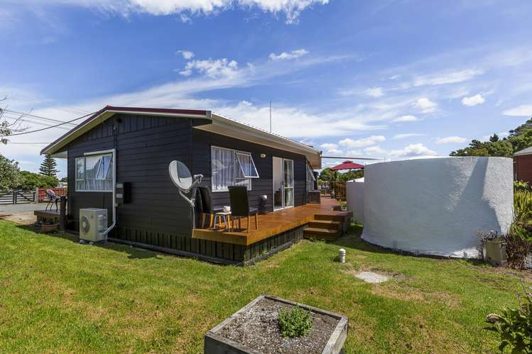 562 Leigh Road Whangateau_21