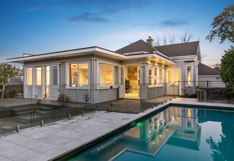 16 Cornwall Park Avenue Epsom_19