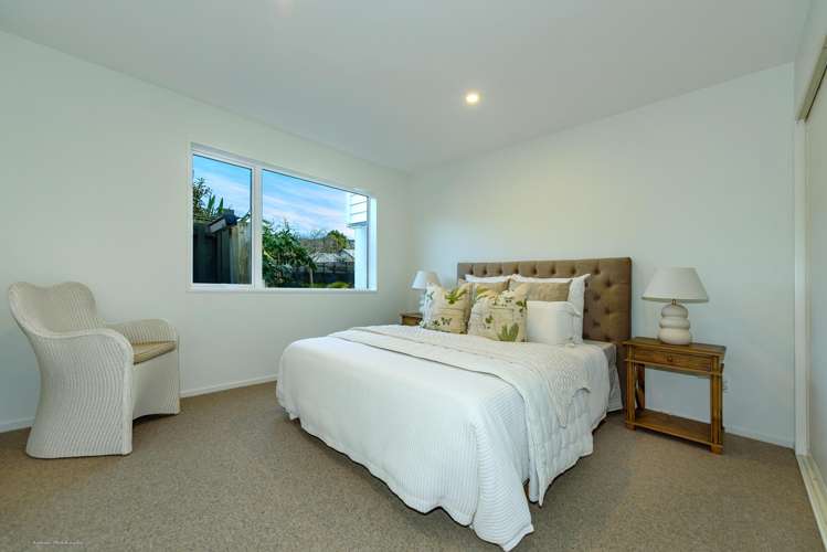 71 Eastern Terrace Beckenham_16