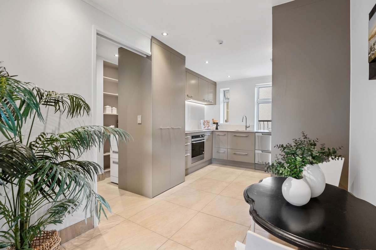 4C/75 Owens Road_3