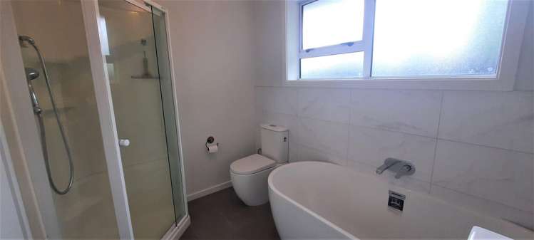 2/127 Clarence Street Riccarton_9