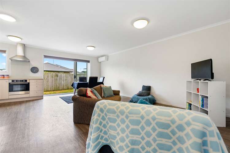 63 Chiefs Court Hamilton East_7