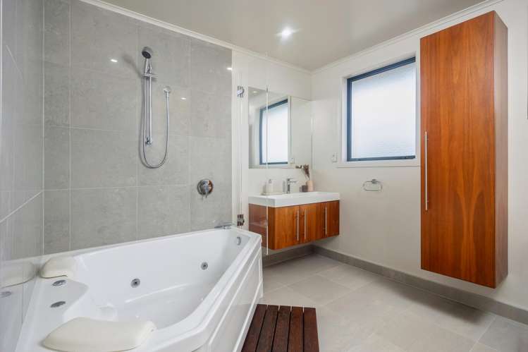 180 Methuen Road New Windsor_14