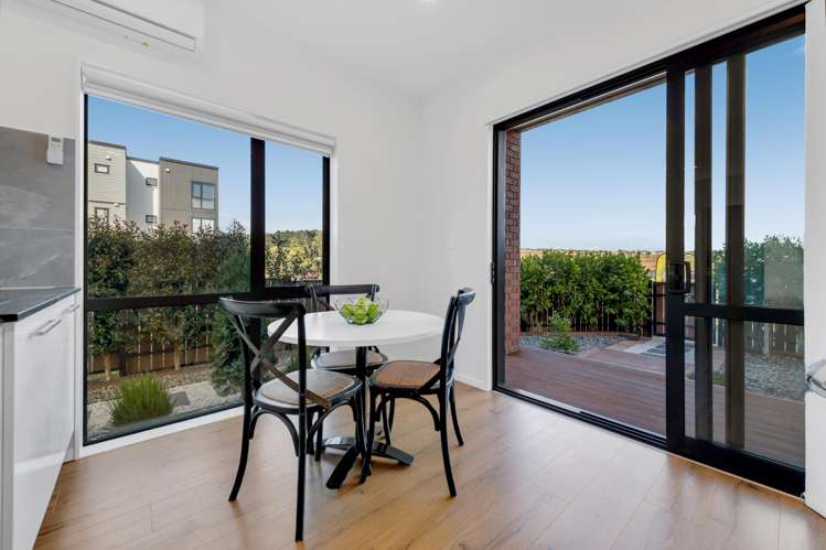28 Treeline Lane Flat Bush_21
