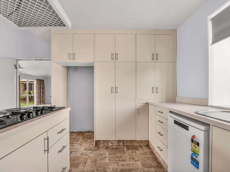 29 Shirley Street Mangakakahi_11