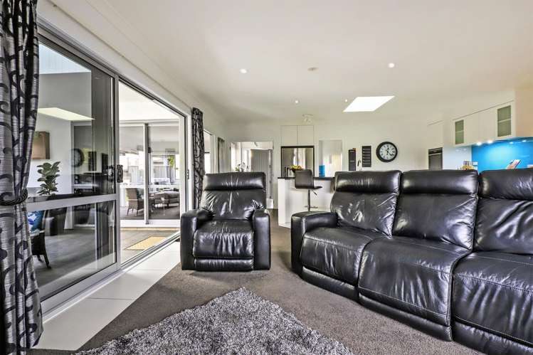 9 Ohau Place Poraiti_11