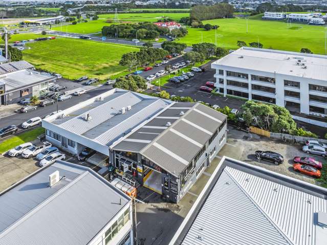 47 Barrys Point Road Takapuna_1