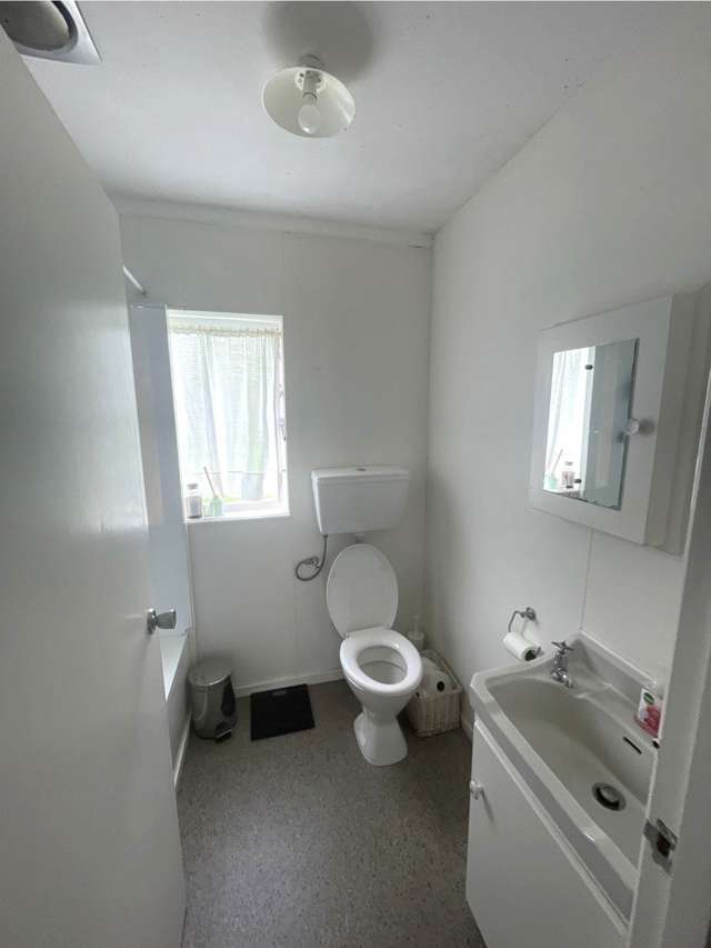 1/2 Abraham Place St Johns_4