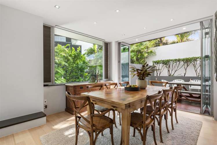 22b Beach Road Castor Bay_20