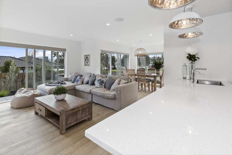 1 Pae Moana Place Stanmore Bay_11