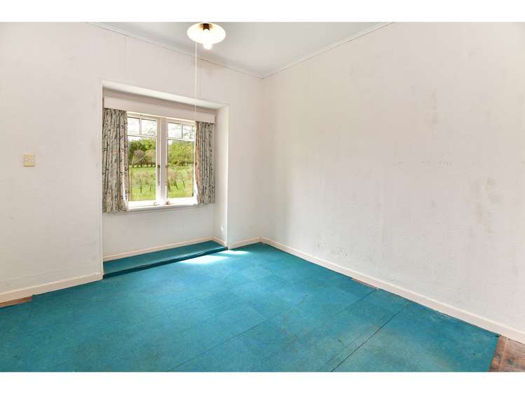 2882 Kaipara Coast Highway Glorit_12