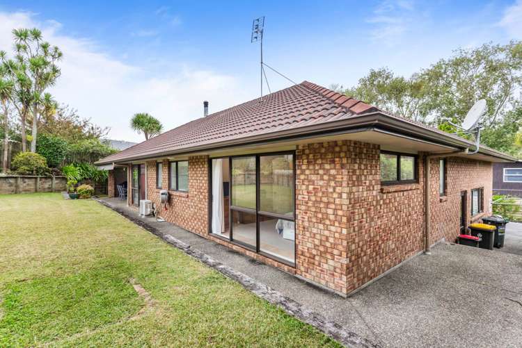 8 Blakewell Place Beachlands_15