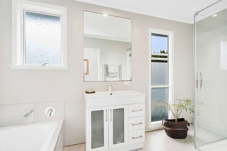 12 Ringer Avenue Matapouri_12