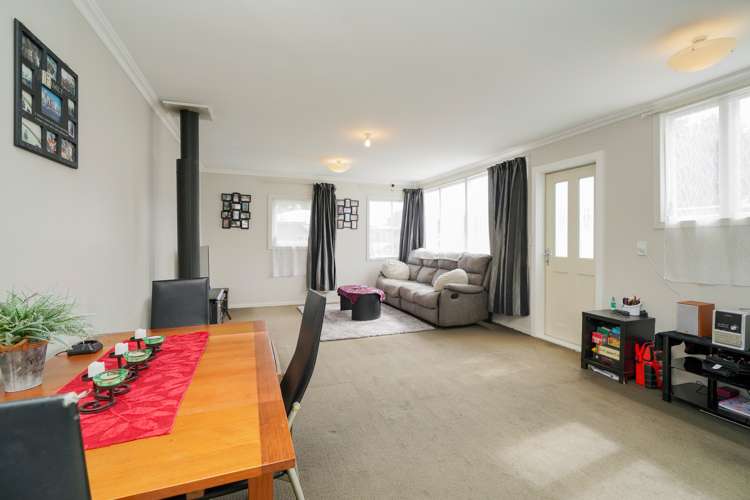 121 Pomona Street Strathern_18