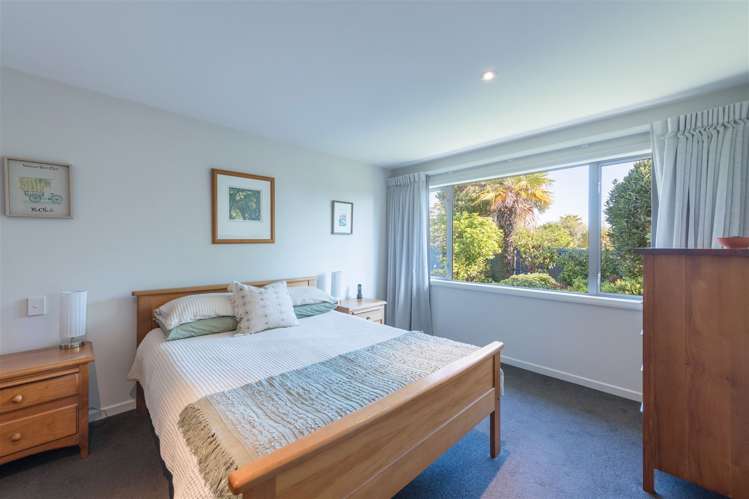 7 Neale Avenue Stoke_14