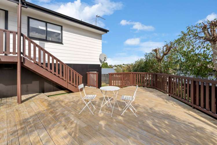18 Leiden Place Totara Vale_4