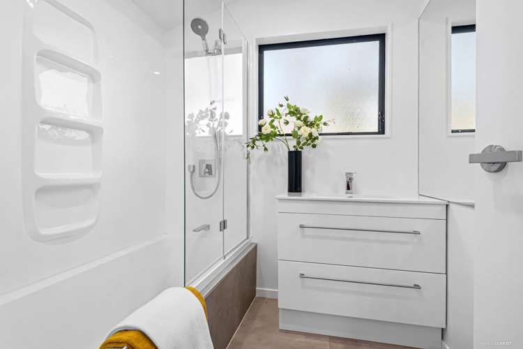 87a Rosier Road Glen Eden_14