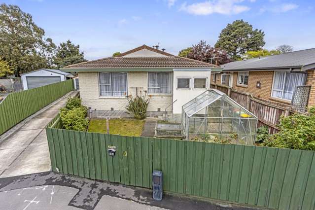 18A Leonie Place Aranui_4