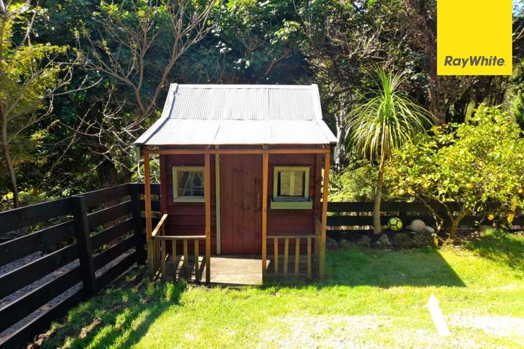 6 Dorothy Road Laingholm_23