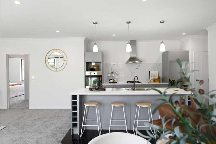44 Wiltshire Drive Huntington_5