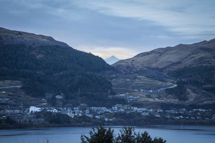 359 Peninsula Road Kelvin Heights_23