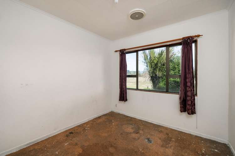 142 Roger Road Taheke_12