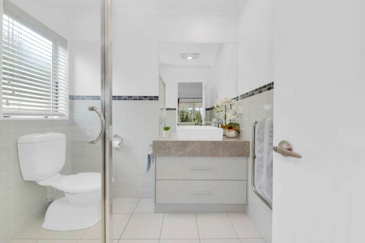 2 Harbourside Court Beachlands_21