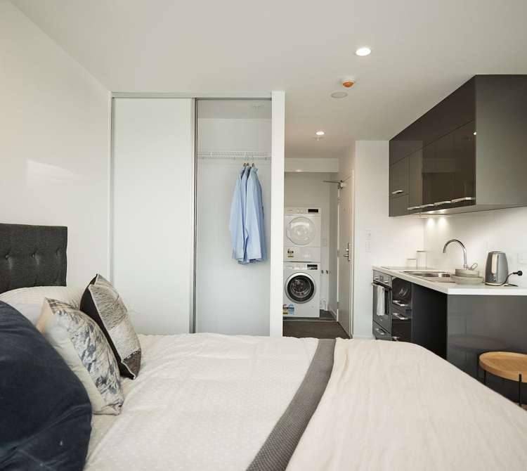 108B/8 Lakewood Court_0