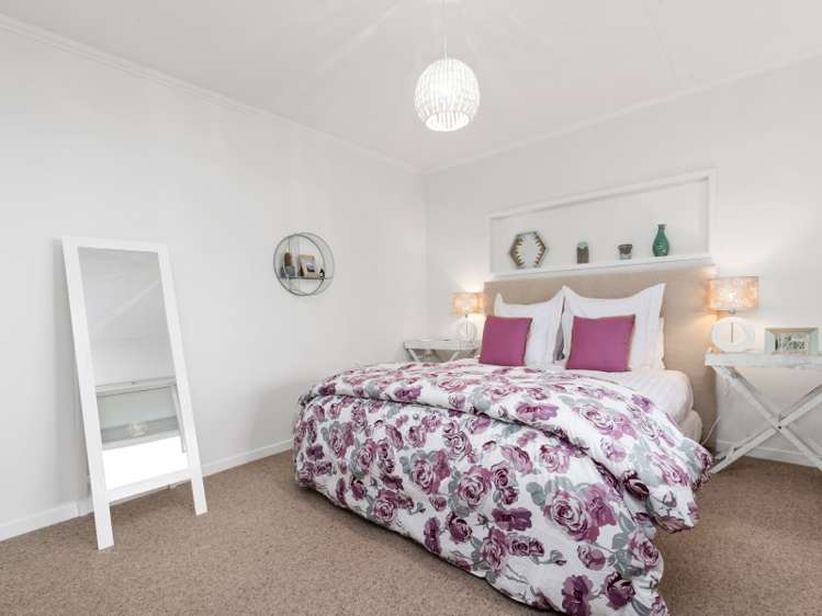 65 Wynyard Crescent Fernhill/Sunshine Bay_24