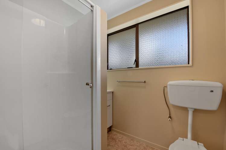 2/131 Tipahi Street Nelson South_11