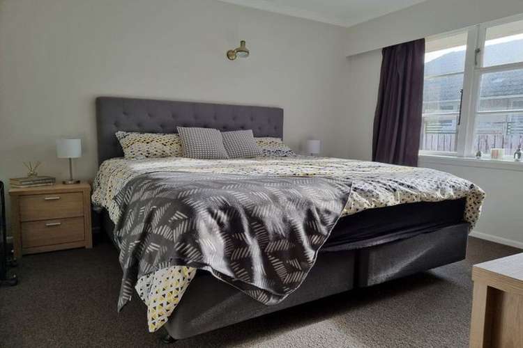 77 Wai-iti Crescent Woburn_3