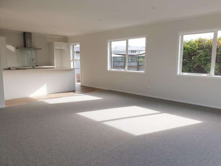 1 Oliphant Place 10495_1