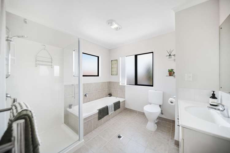 59 Naylors Drive Mangere_12