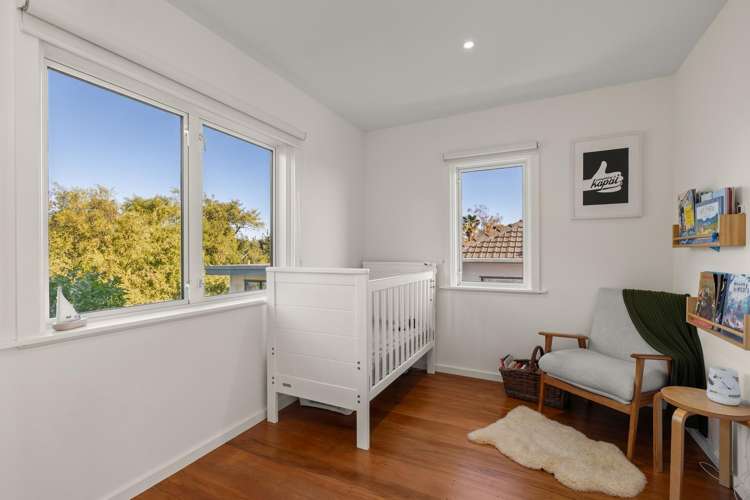 52 Stanley Crescent Beachville_16