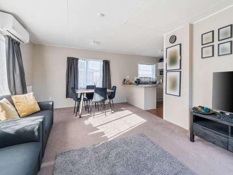 25B Thomas Crescent_2