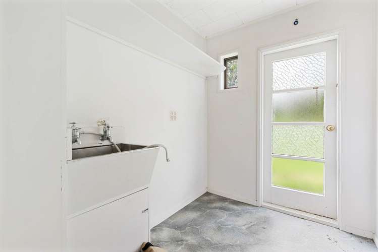 51 Whitford Park Road Whitford_19