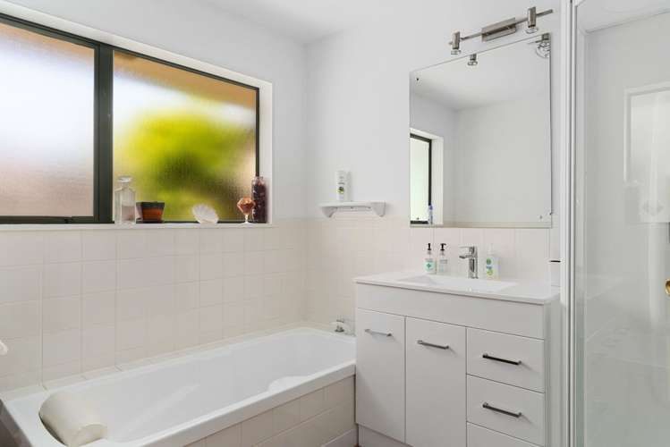 54 Meadowstone Drive Wanaka_12