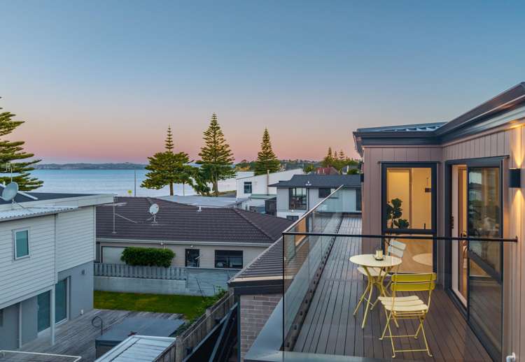 1 The Esplanade Eastern Beach_24