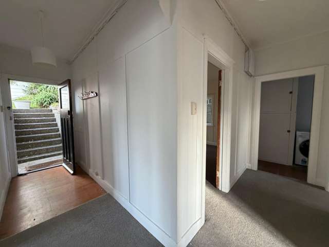 8 Blythe Street Berhampore_3
