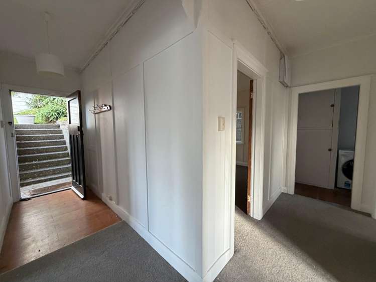 8 Blythe Street Berhampore_3