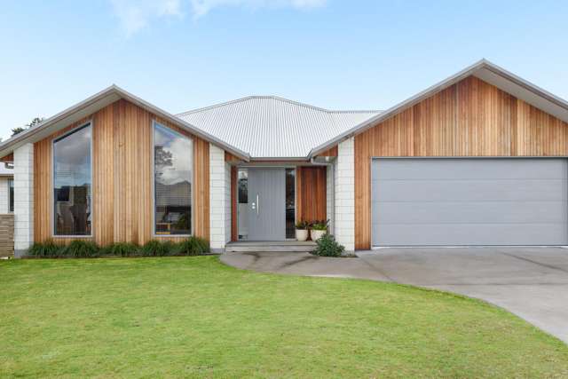 16 Riverside Place Katikati_1