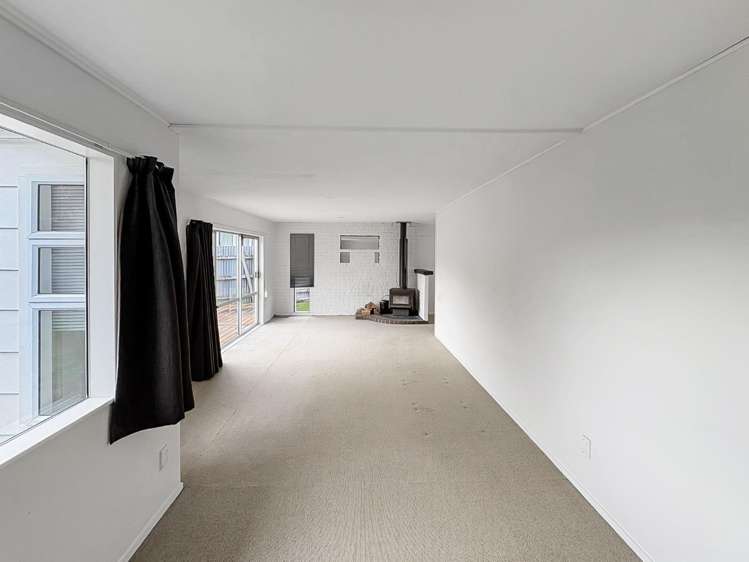 1 Strathmore Avenue 10516_5