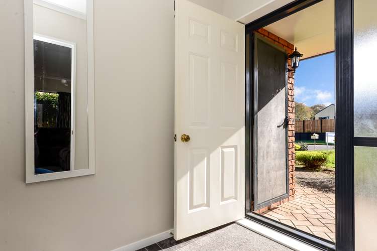 7 Friesian Place Grandview Heights_11