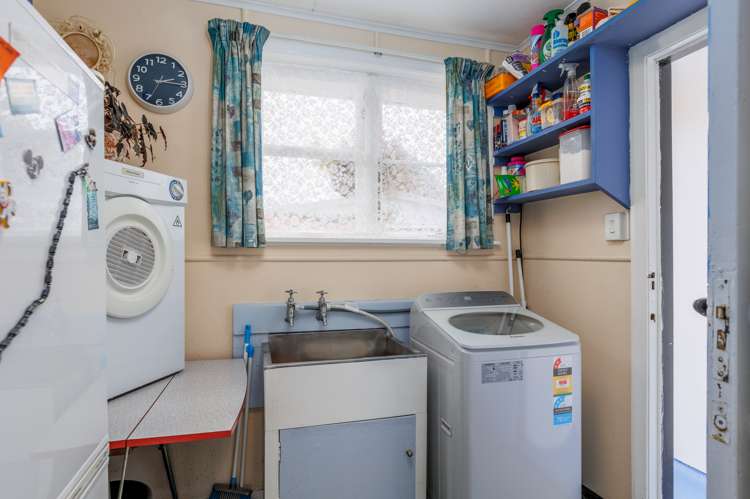 43 Exeter Crescent Takaro_11