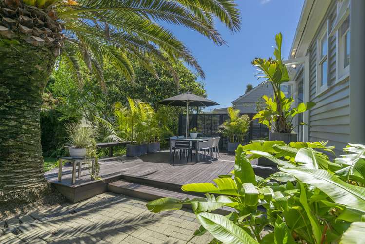 10 Renton Road Mount Albert_12