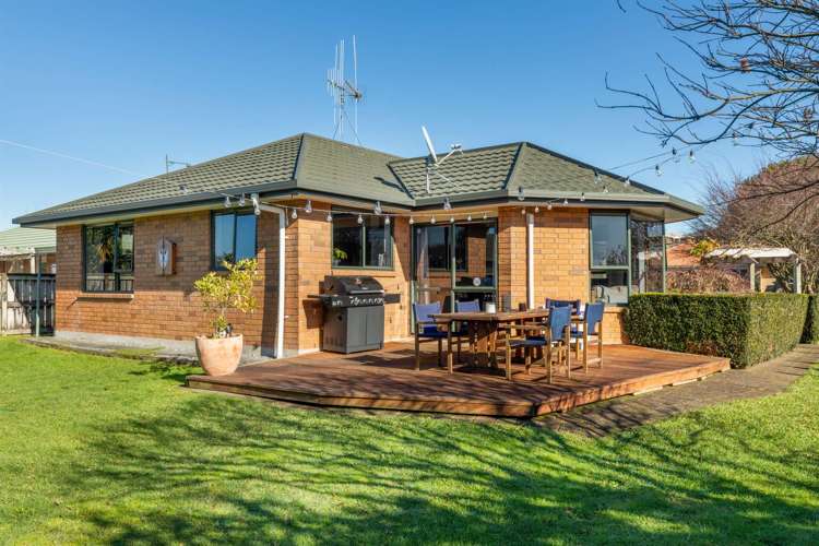 19 Farnborough Drive Nawton_14