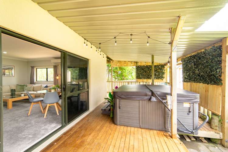 55 Waldorf Crescent Orewa_27