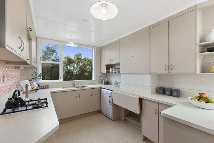 81 Grant Road Thorndon_10