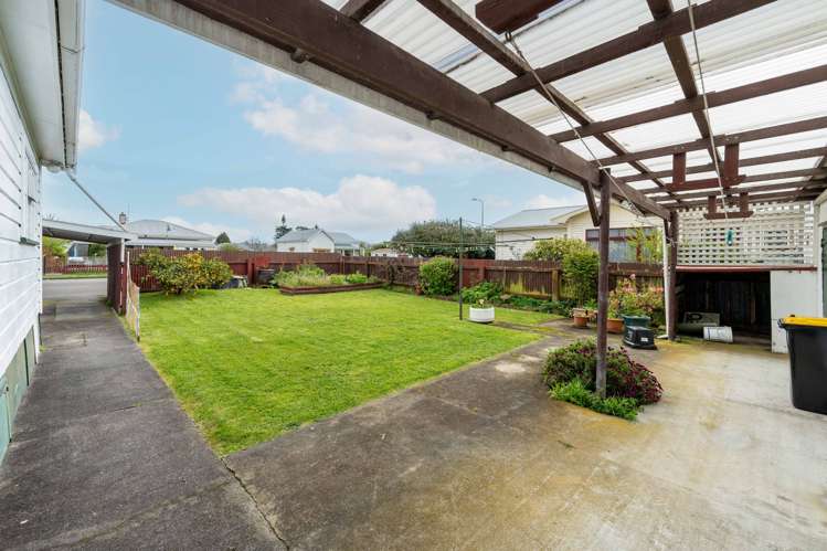 2 Monckton Street Feilding_17