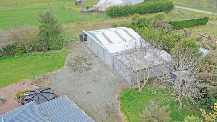 14 Danube Road Winton Surrounds_23